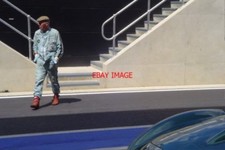 PHOTO  MOTOR RACING LEGEND AND LE MANS WINNER RICHARD ATTWOOD CROSSES THE NEW PI