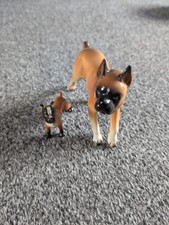 Ceramic boxer dog approx - 2, t&