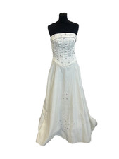 Vintage Sincerity Bridal