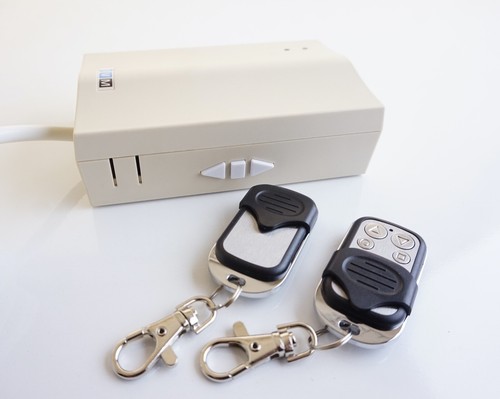 Remote control unit for - , roller