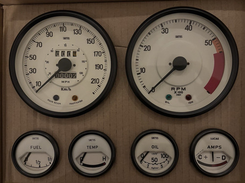 Triumph tr5 smiths gauge - smiths,