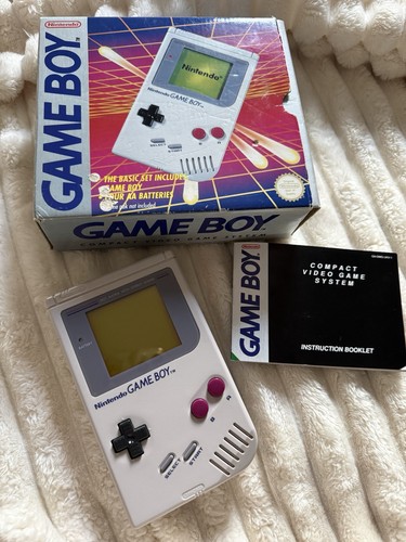 Boxed gameboy original - original, with