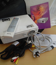 BenQ W100 Projector Home Cinema 1300 lumens + carry bag, cables & manual - works
