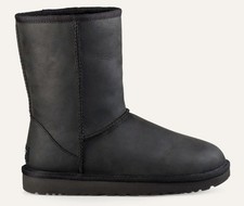 UGG® AUSTRALIA CLASSIC SHORT