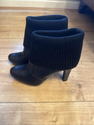 Dkny round toe boots - round, size