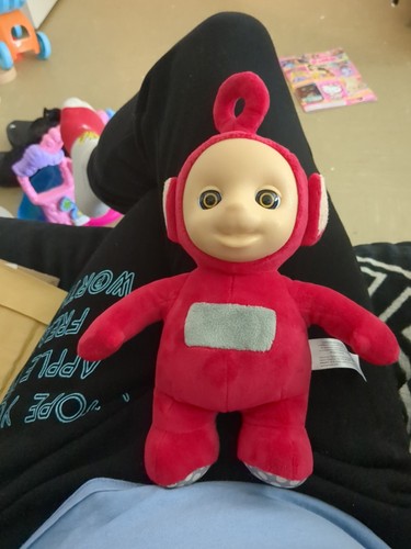 Teletubbie does not - does,