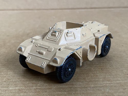 Dinky toys ferret scout car - dinky,