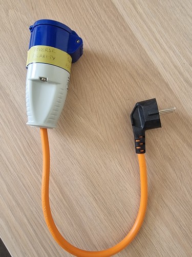 Mains hook caravan - mains,