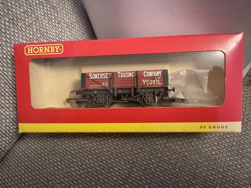 Hornby r6279 plank open - hornby,