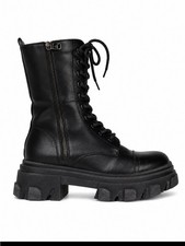 Chunky Black Combat Boot lace