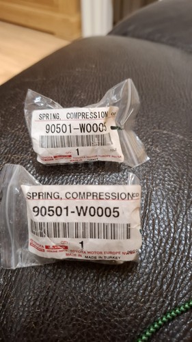 Genuine toyota aygo - 2x,