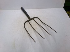 Vintage Rustic Metal 4 Tine