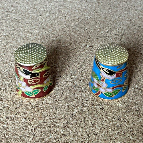 Collectable thimbles pair - thimbles,