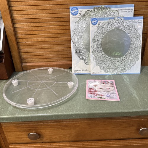 Wilton clear look cake - wilton,