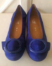Gabor Size 4 Electric Blue