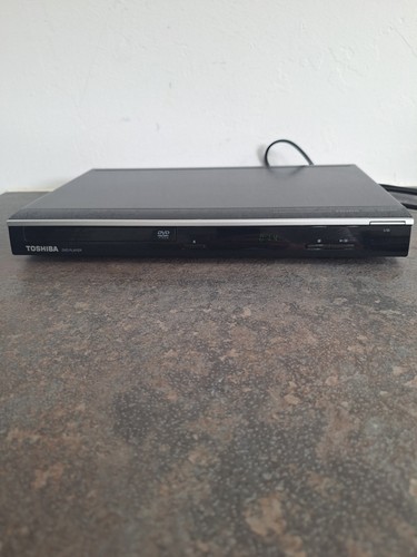 Toshiba dvd player with - toshiba,
