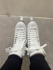 Jackson Mystique figure skates