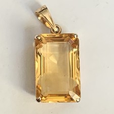 9ct Gold Citrine Pendant Yellow 2.70g Emerald Cut 375 9K 22 X 10mm Vintage