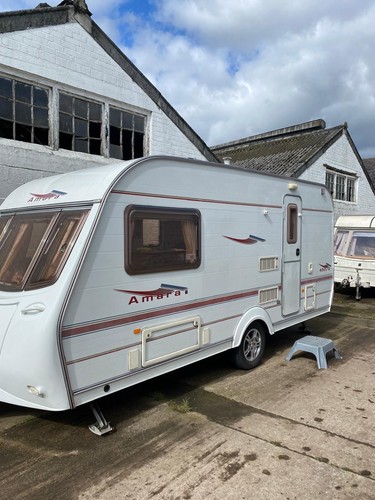Berth touring caravan - 2,