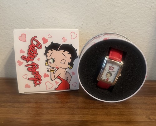 Betty boop here kiss - boop, here's