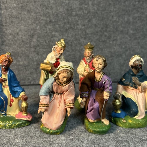 Vintage nativity figures italy - nativity,