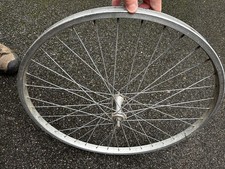 Bicycle front wheel - -, schrader