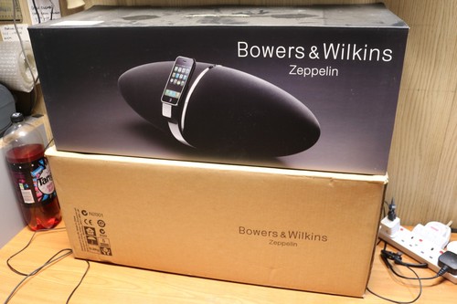 Bowers wilkins w zeppelin - &, b&w