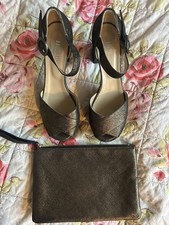 HOBBS GOLD LEATHER SANDALS