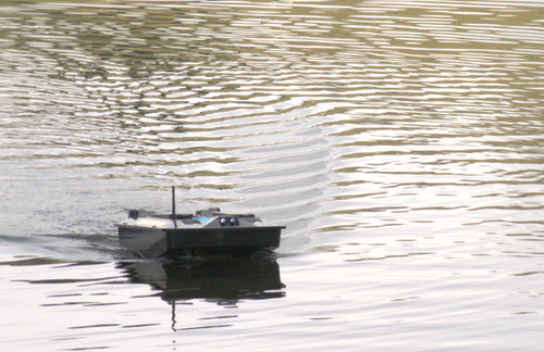 Big lake bait boat - lake, with