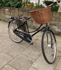 PASHLEY ladies beautiful retro bike in good condition, hardly used, with basket