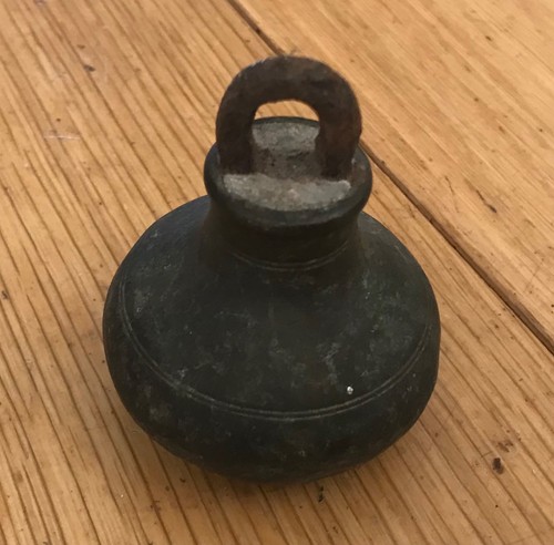 Vintage old brass 350g - , weight