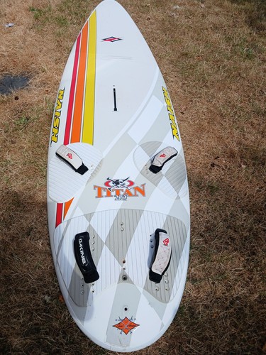 Naish freeride windsurfing - naish,