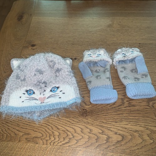 Girls fat face cat - face, hat