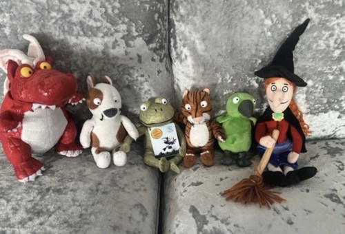 Room the broom full - room,