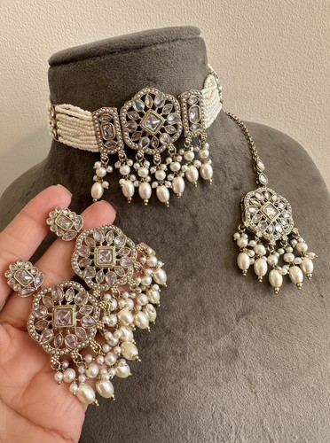 Imitation golden jewellery - imitation,