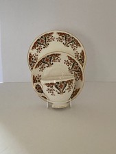 Colclough Royal Pattern 8525