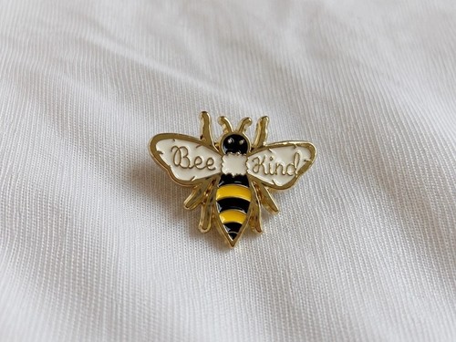 Bee kind enamel - kind,