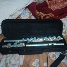 Elkhams 100FLE Concert Flute