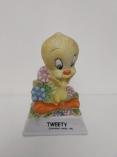 Rare vintage Warner Brothers bisque Tweety Pie figure