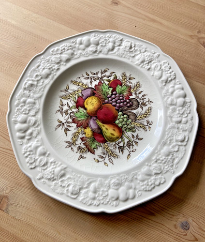Vintage crown ducal ware - crown,