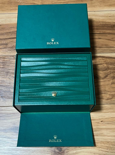 Rolex genuine watch box size - box,