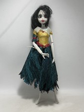 WowWee Once Upon a Zombie Snow