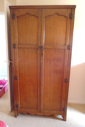 Vintage oak two door wardrobe - oak, two-door