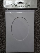 Flower Soft 5 white oval