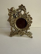 VTG Standing Rococo Style