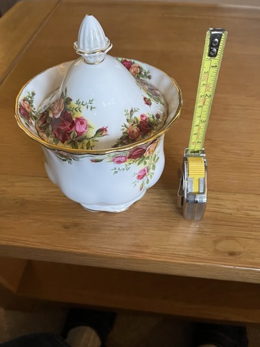 Royal albert bone china - royal,