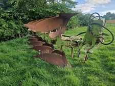 Dowdswell 5 furrow plough use