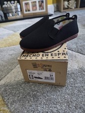 Black Flossy pumps Size 31 kids Brand newGirls and boys (unisex)