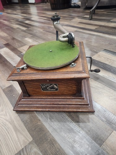 Original victor phonograph - original,