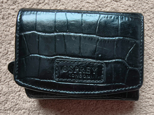 Osprey black croc effect - black,